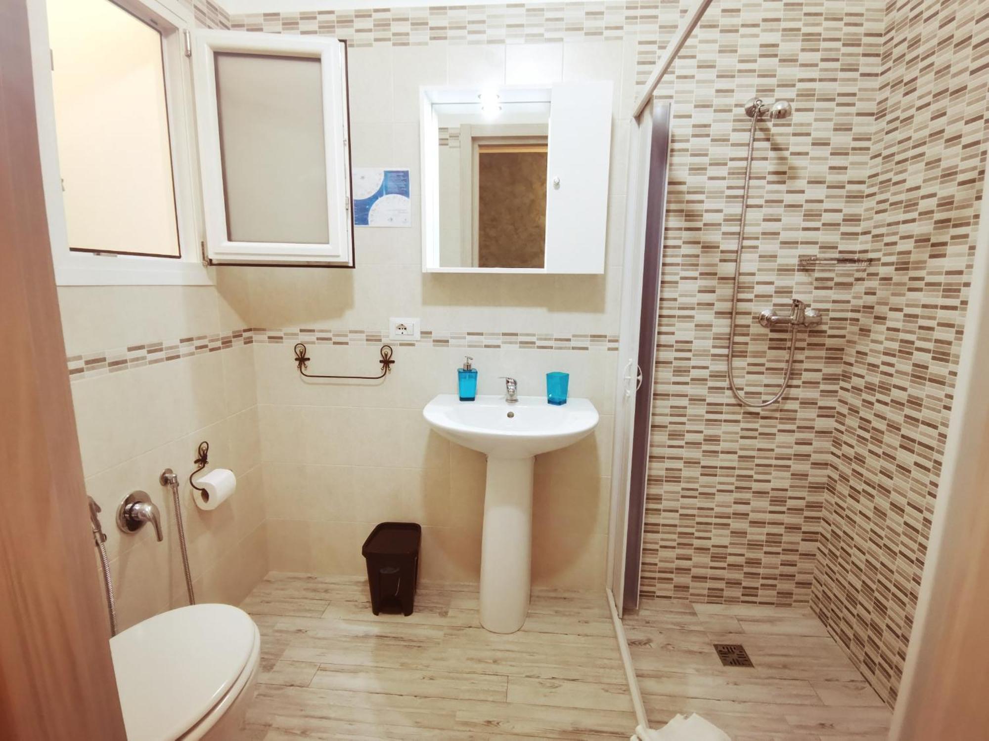 Via Alessandria Racale Kamer foto